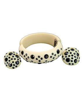 Vintage Weiss Clamper Bracelet & Clip-On Earrings Set Black Rhinestone Cream 50s